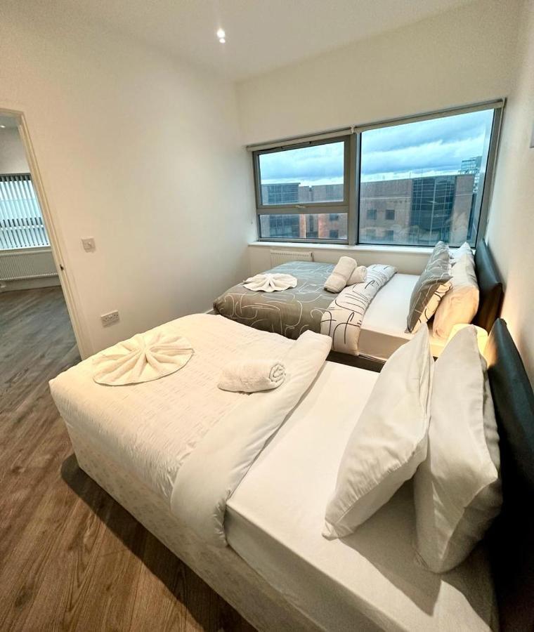 Alarabi Apartments-Two Bedrooms Apartment London Borough of London Borough of Croydon Exterior foto