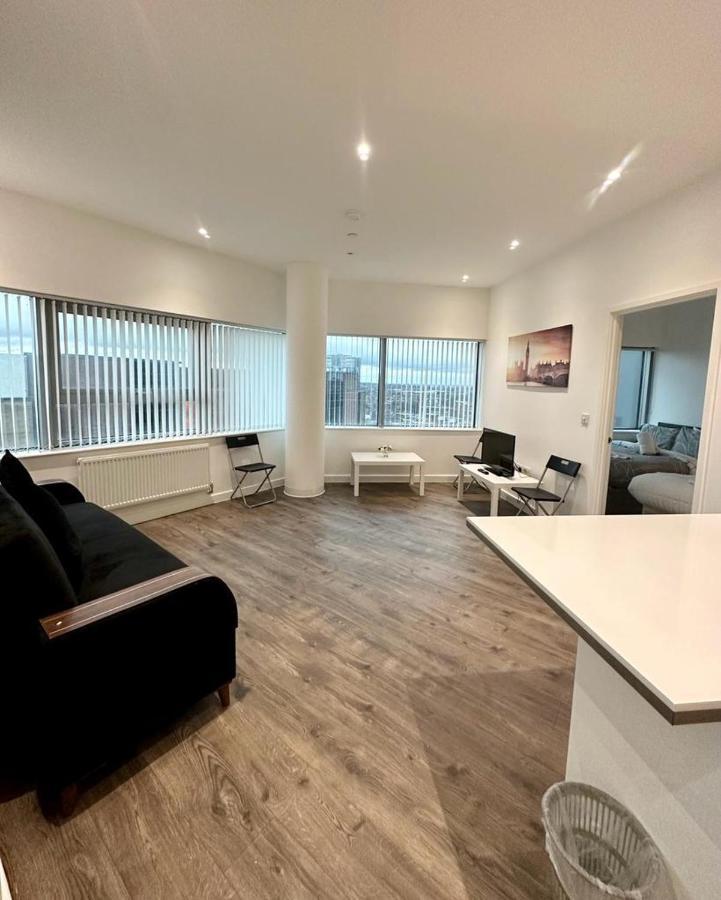 Alarabi Apartments-Two Bedrooms Apartment London Borough of London Borough of Croydon Exterior foto