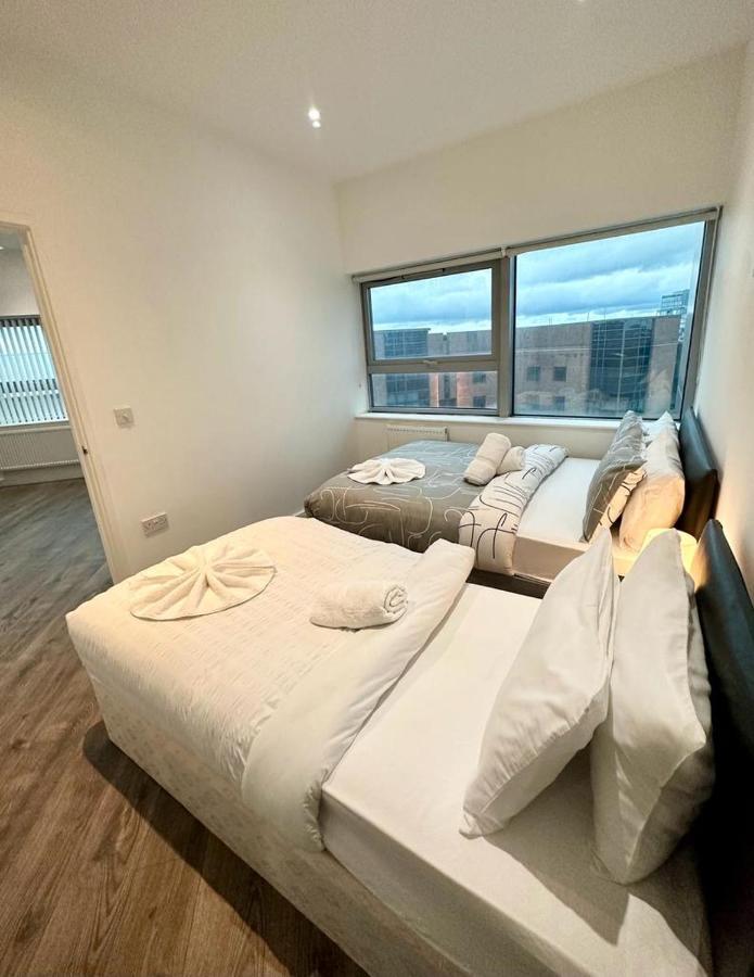 Alarabi Apartments-Two Bedrooms Apartment London Borough of London Borough of Croydon Exterior foto