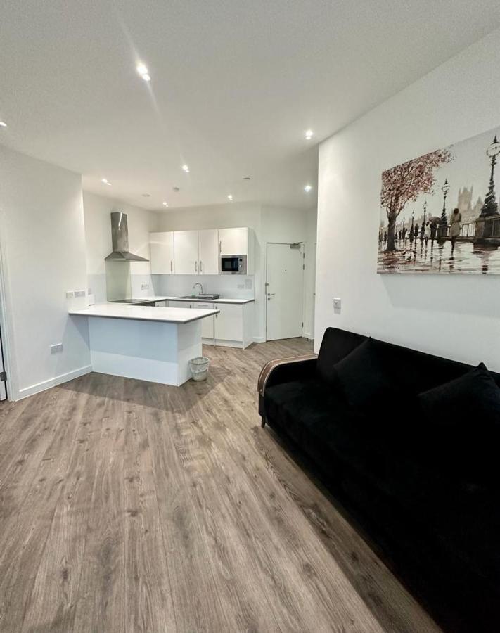 Alarabi Apartments-Two Bedrooms Apartment London Borough of London Borough of Croydon Exterior foto
